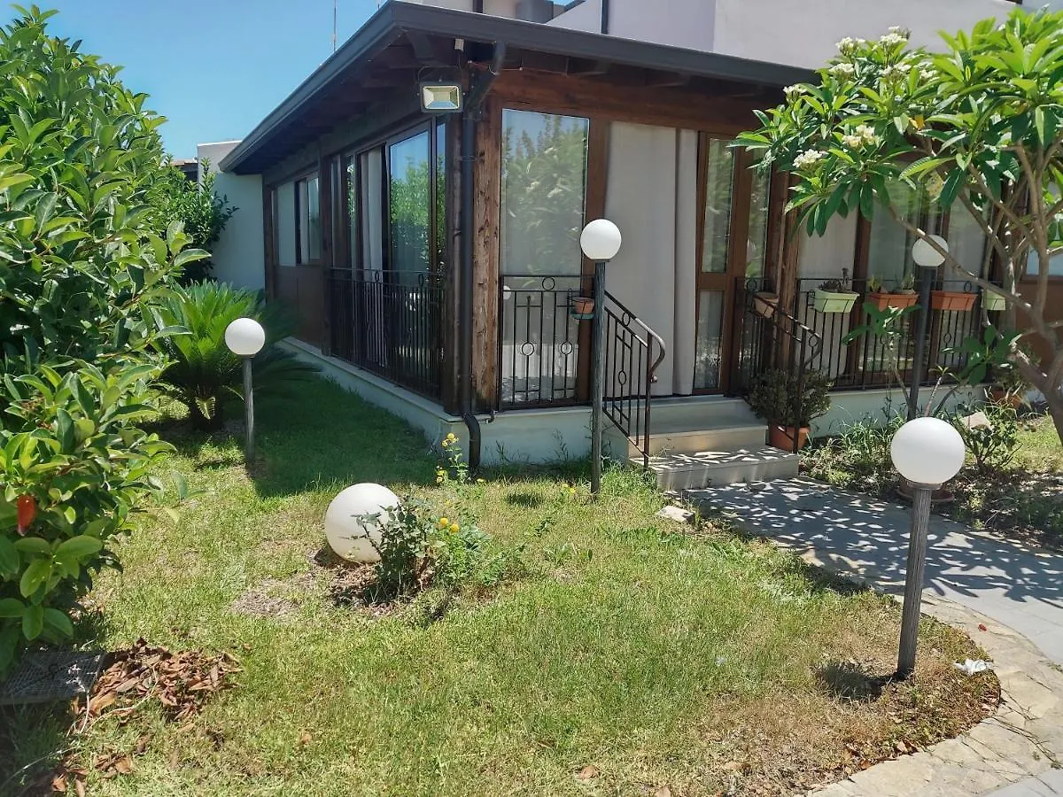 Casa Vacanze Villa Pomelia Campofelice Di Roccella